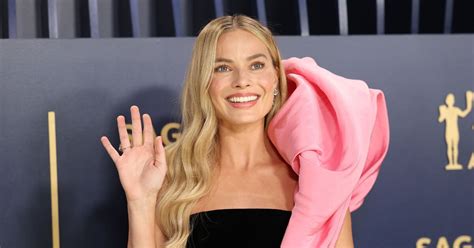 margot robbie vagina|Margot Robbie admits behind